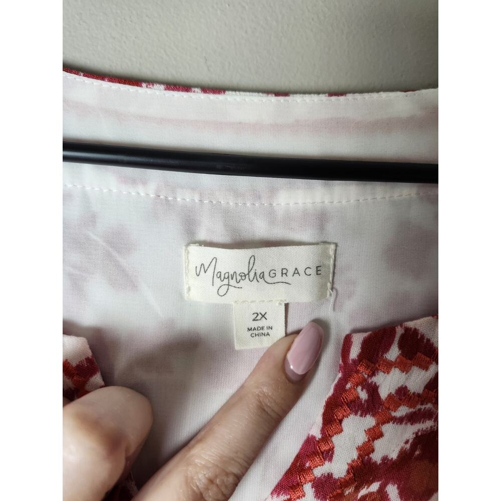 Magnolia Grace Tunic Top Plus Size 2X Red White Floral Embroidered - Picture 3 of 8